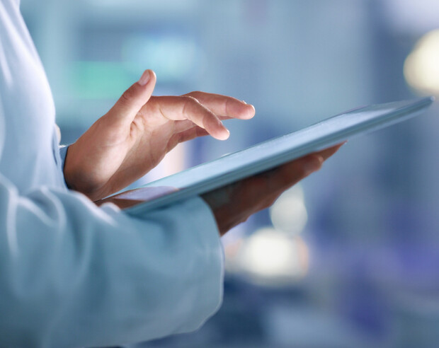 hands using and ipad